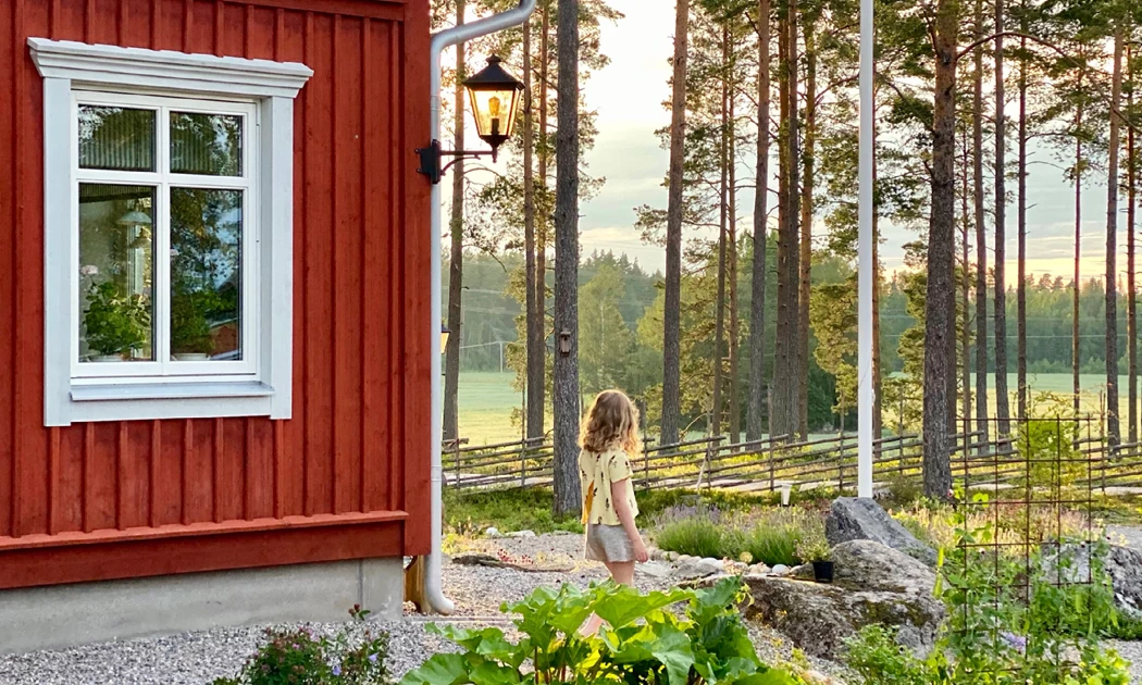 Att bygga miljösmart lågenergihus har stora fördelar - nu och i framtiden. Att bygga miljösmart lågenergihus har stora fördelar - nu och i framtiden.